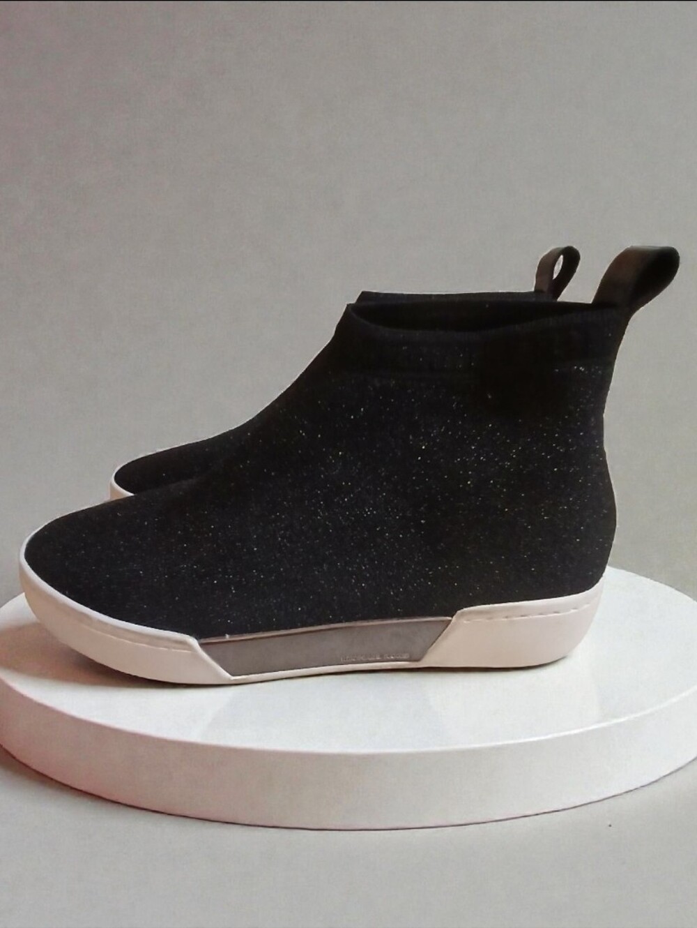 Michael Kors Grover Slip On Metallic Stretch Fabric Booties In Gunmetal Size 8M - Picture 2 of 7